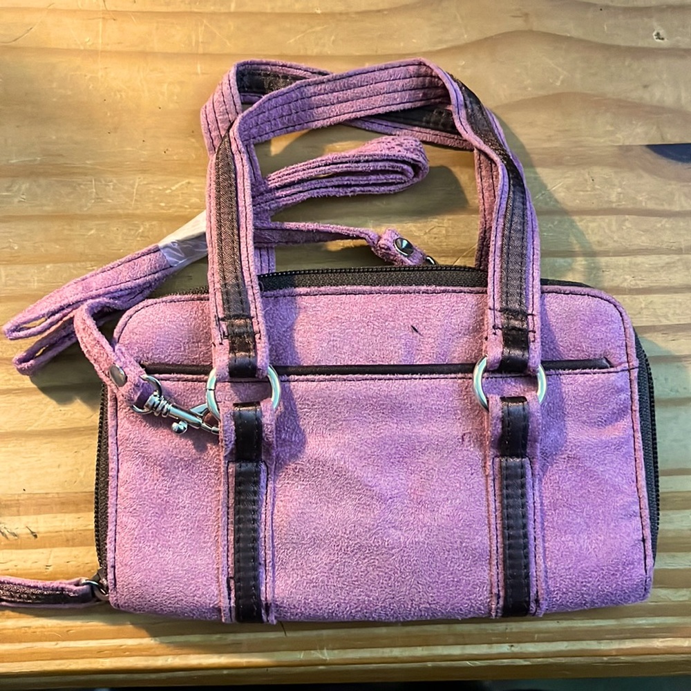 Brown/pink clutch